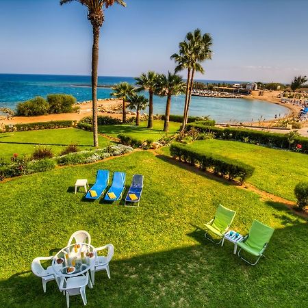 Beachfront Trident Protarász Kültér fotó