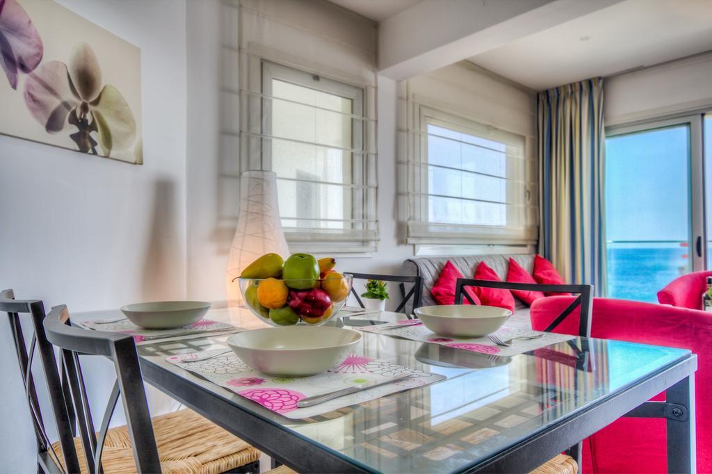 Beachfront Trident Protarász Kültér fotó