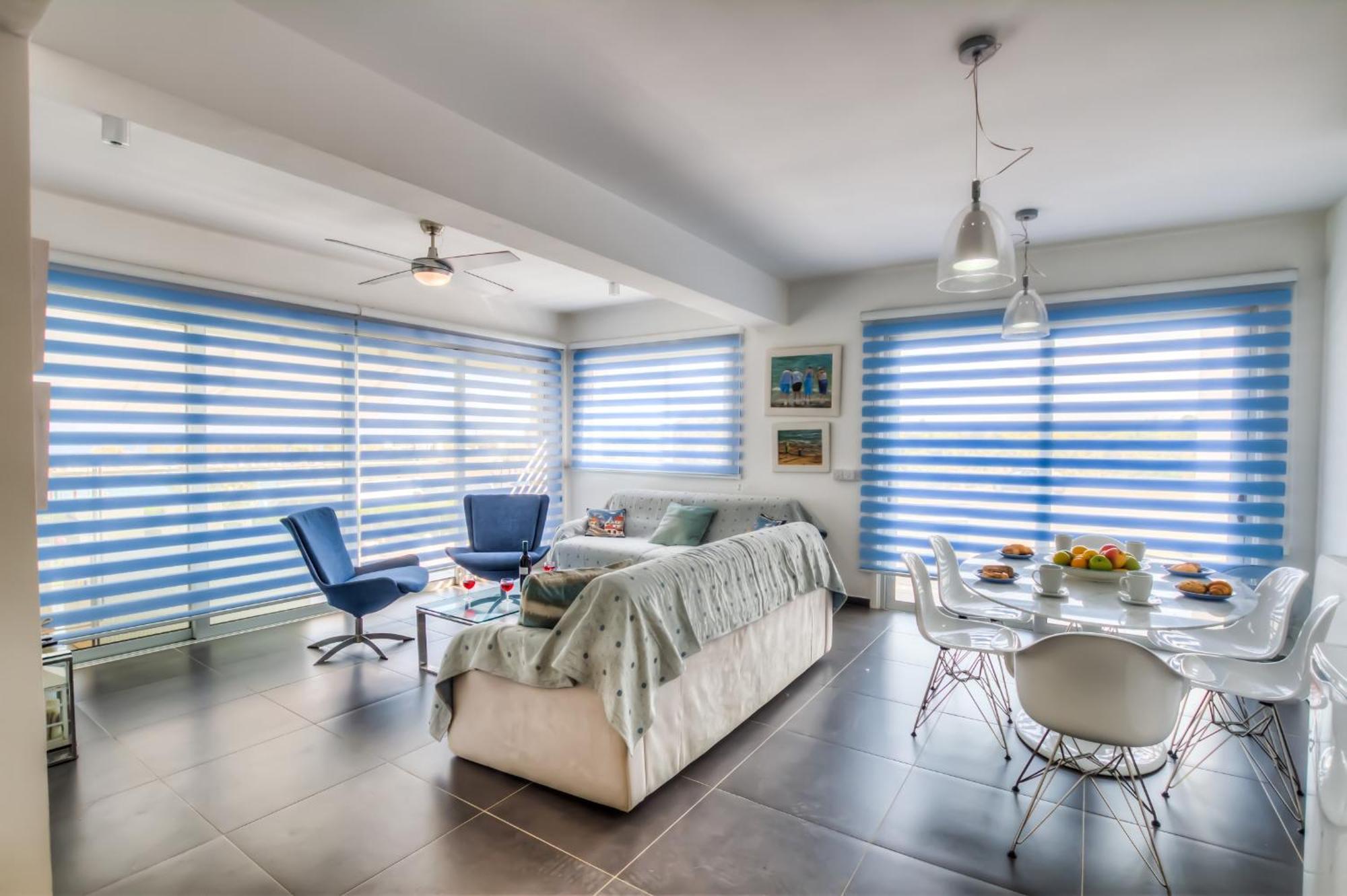 Beachfront Trident Protarász Kültér fotó